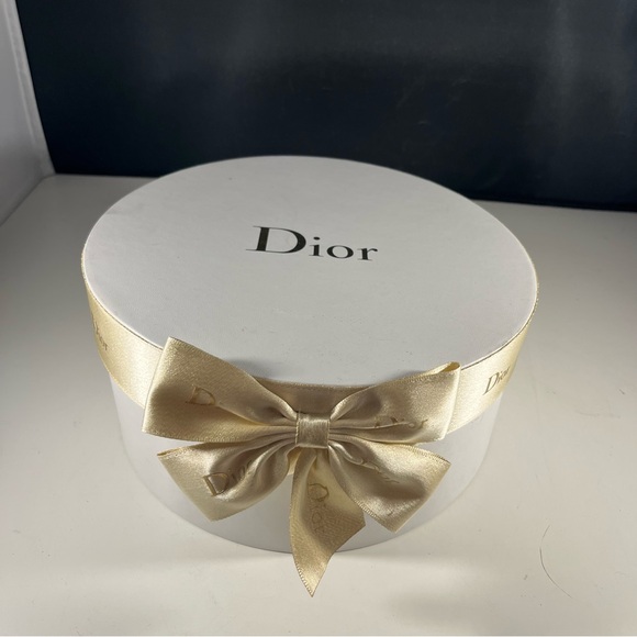 Dior White/Gold Round Hat Box W/ Pillow- 9 1/4” Diameter- Empty - Picture 1 of 16